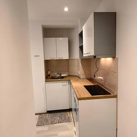 Mis Br7 Apartment *