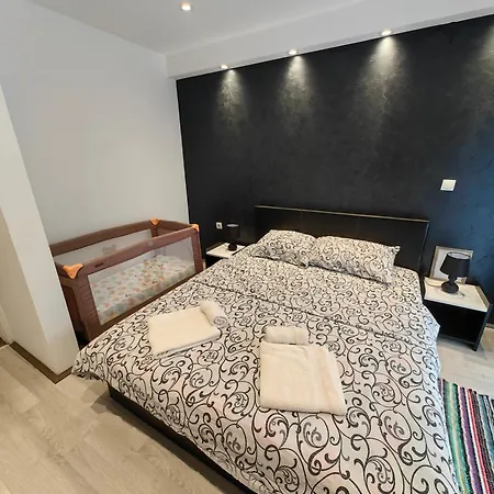 Mis Br7 Apartment *